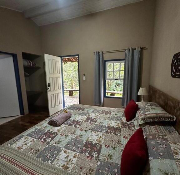 膳宿费 Pousada Flor De íris