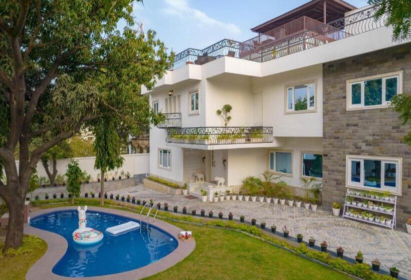 پانسیون 1 Amiras   Entire Villa At Fateh Sagar, Udaipur