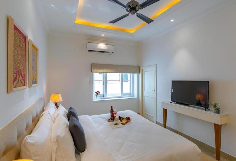 پانسیون 1 Amiras   Entire Villa At Fateh Sagar, Udaipur