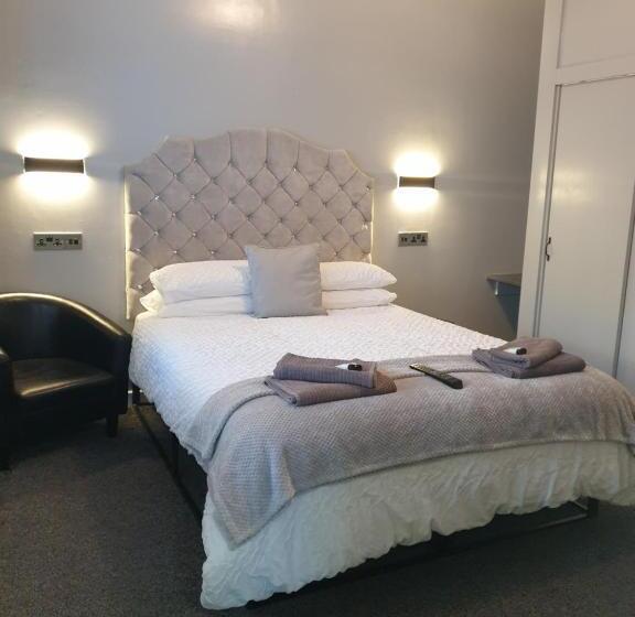 بنسيون The Coastal Inn Outbuilding