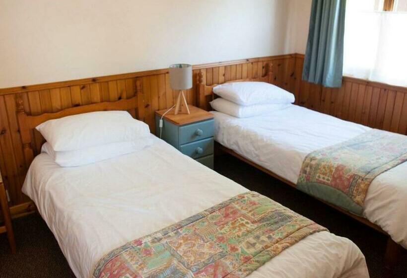 אתר נופש River Edge Lodges Park