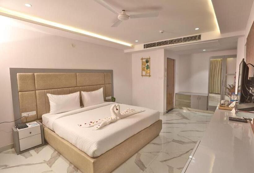 استراحتگاه Swarnagarh Nature Retreat & Spa