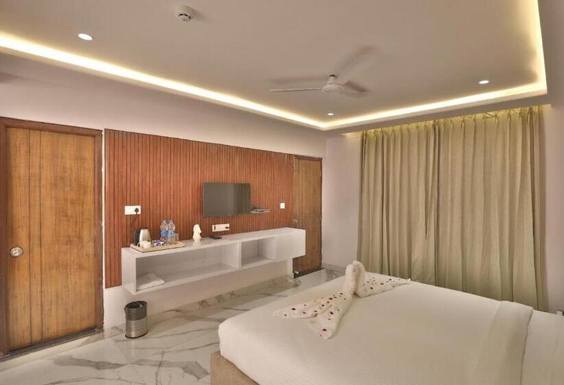 استراحتگاه Swarnagarh Nature Retreat & Spa