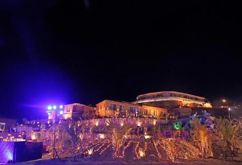 استراحتگاه Swarnagarh Nature Retreat & Spa