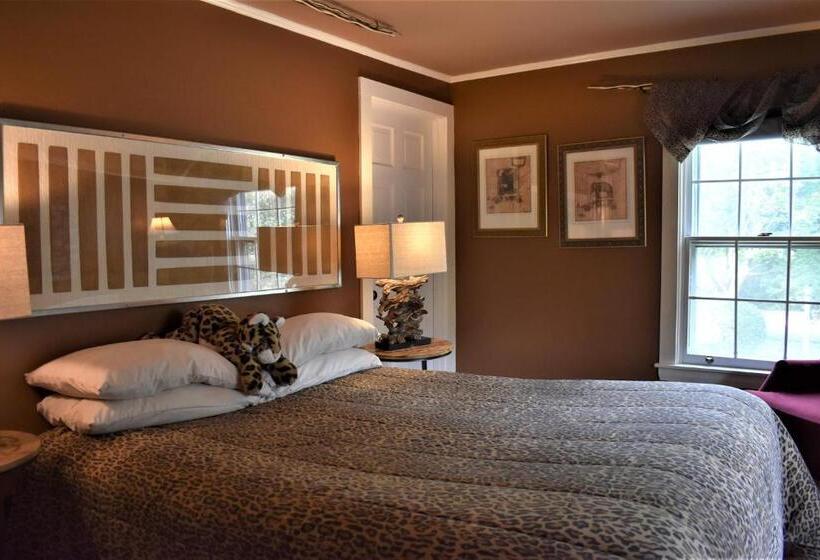 مبيت وإفطار Admiral Peary Inn