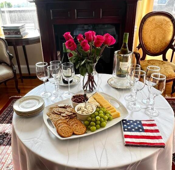 Almondy Inn Bed & Breakfast