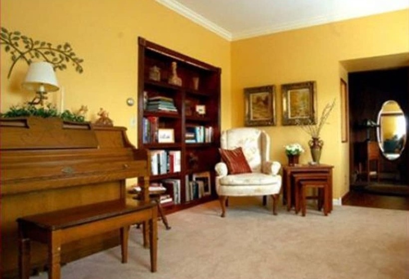 Annville Inn Bed And Breakfast