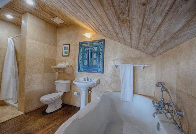 ベッドアンドブレックファースト A Stone's Throw Away