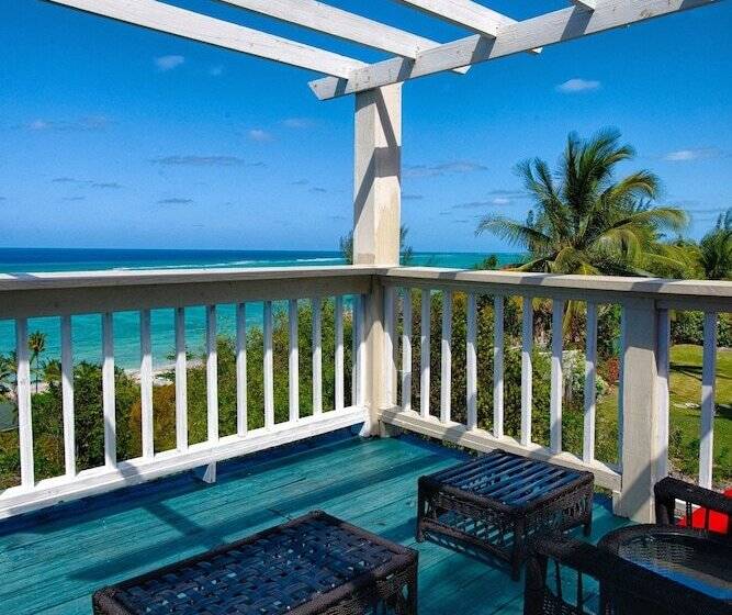 ベッドアンドブレックファースト A Stone's Throw Away