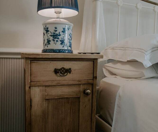 Bed and Breakfast Allington Manor