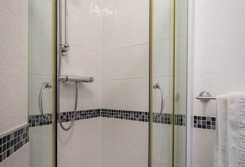 Bed and Breakfast Ashgrove House