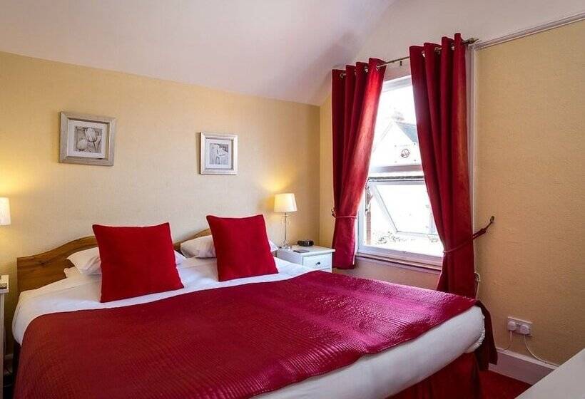 Bed and Breakfast Ashgrove House