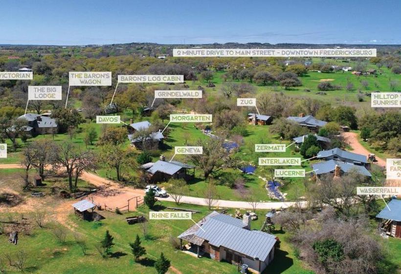 민박 Barons Creekside Resort