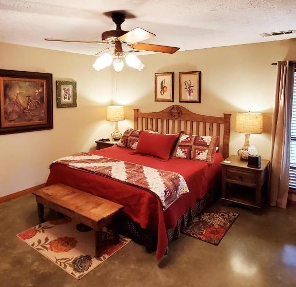 민박 Barons Creekside Resort