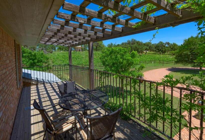 민박 Barons Creekside Resort