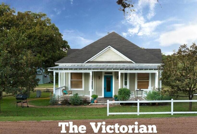 민박 Barons Creekside Resort