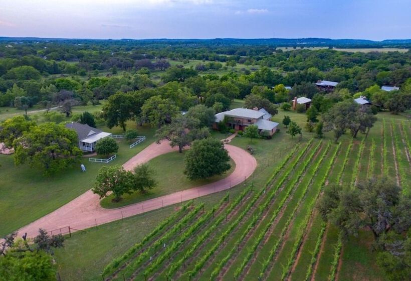 민박 Barons Creekside Resort