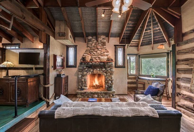 민박 Barons Creekside Resort