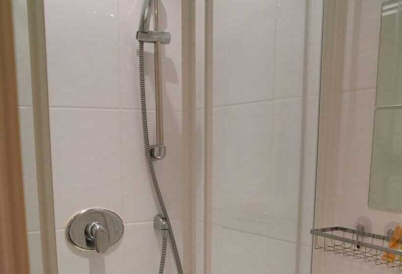 ベッドアンドブレックファースト Bay Tree House