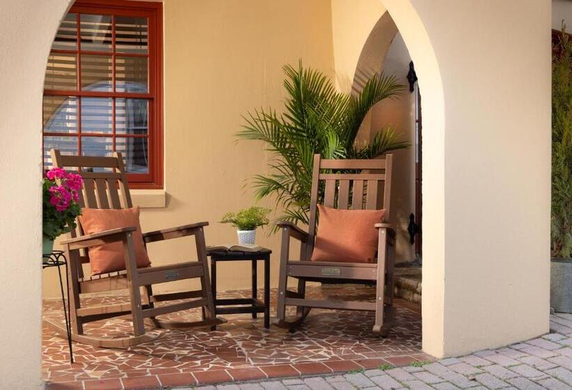 مبيت وإفطار Bayfront Marin House