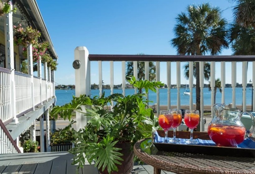 مبيت وإفطار Bayfront Marin House