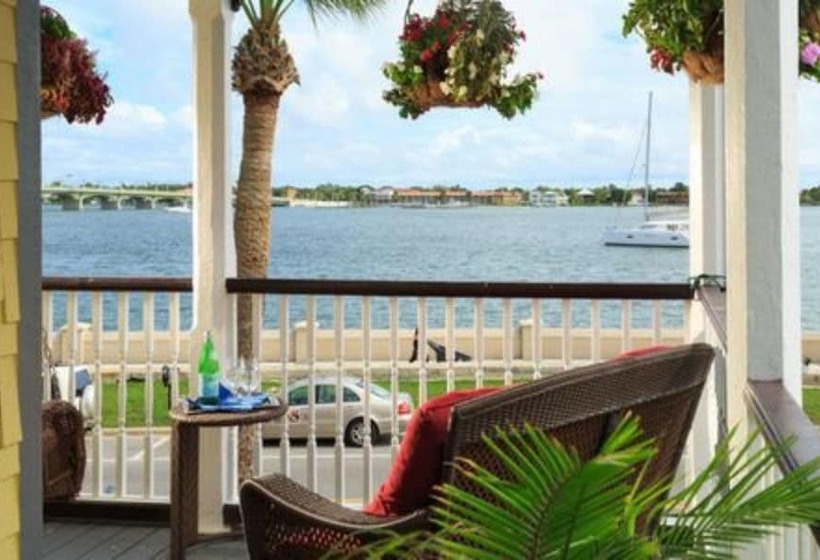 مبيت وإفطار Bayfront Marin House