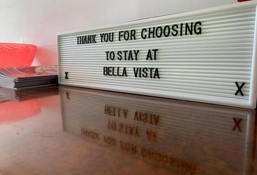 تختخواب و صبحانه Bella Vista