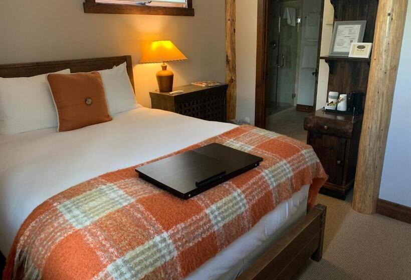 مبيت وإفطار Bentwood Inn