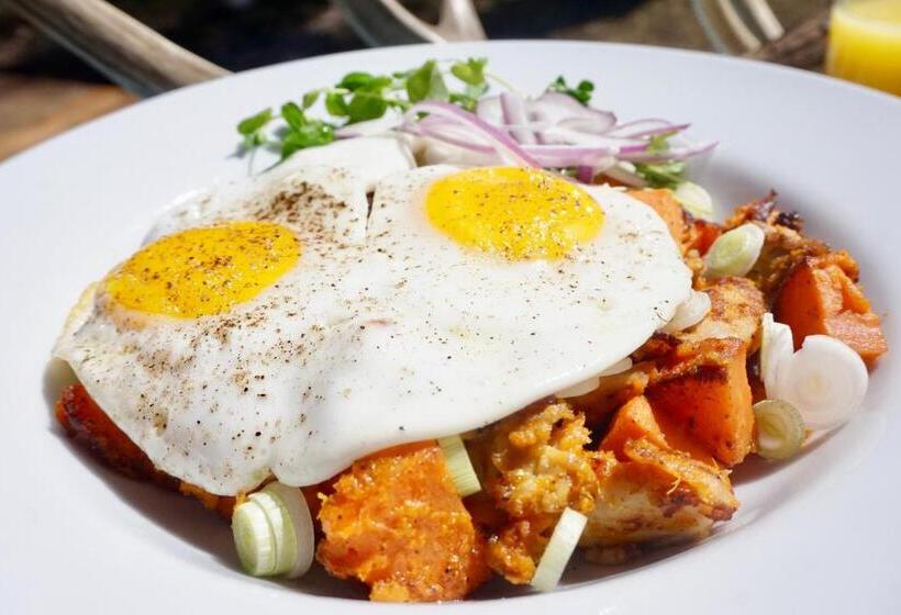 مبيت وإفطار Bentwood Inn