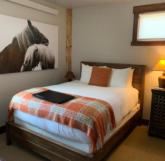 مبيت وإفطار Bentwood Inn