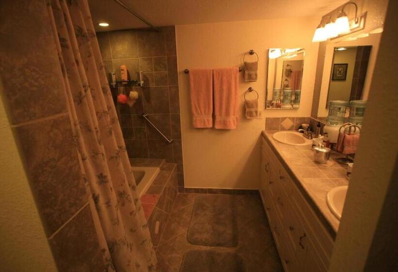 צימר Black Bear Inn