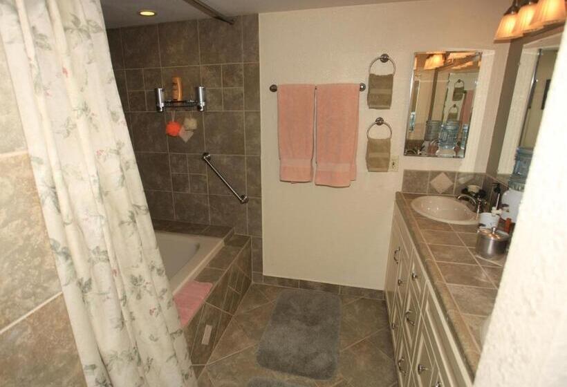 צימר Black Bear Inn