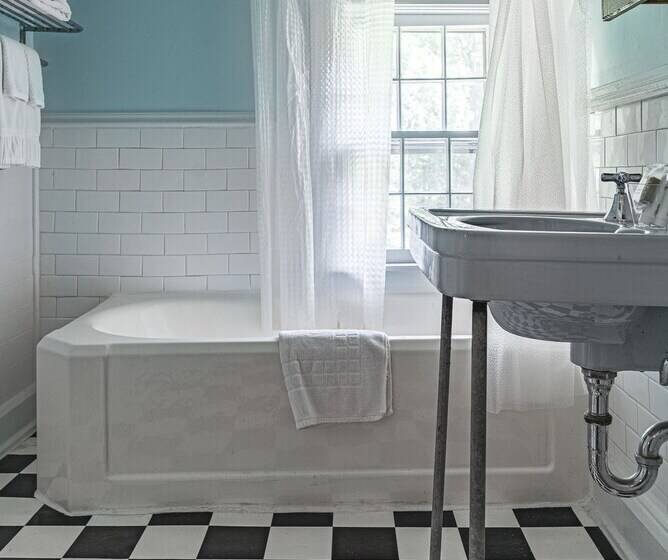 مبيت وإفطار Black Mountain Inn