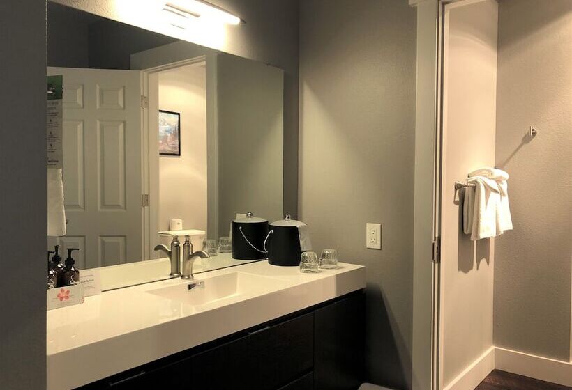 ベッドアンドブレックファースト Blue Elk Inn