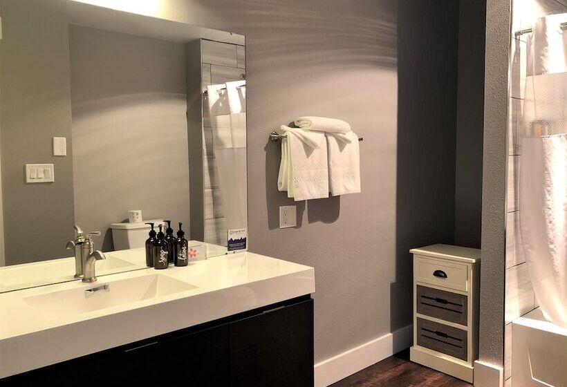 ベッドアンドブレックファースト Blue Elk Inn