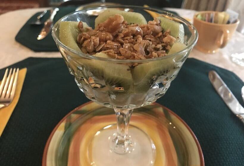 مبيت وإفطار Brass Pineapple Inn