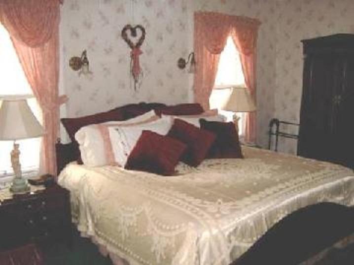 ベッドアンドブレックファースト Brookview Manor Inn