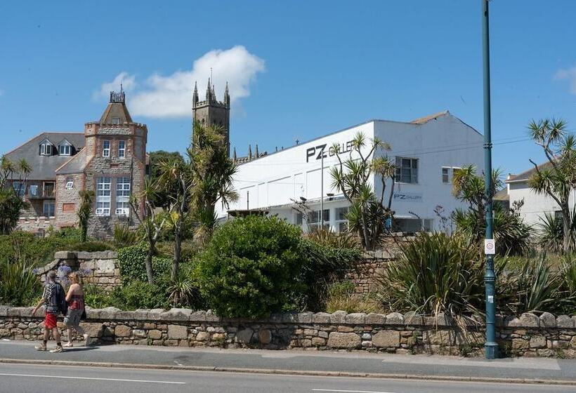 Bed and Breakfast Camilla House Garden Flat