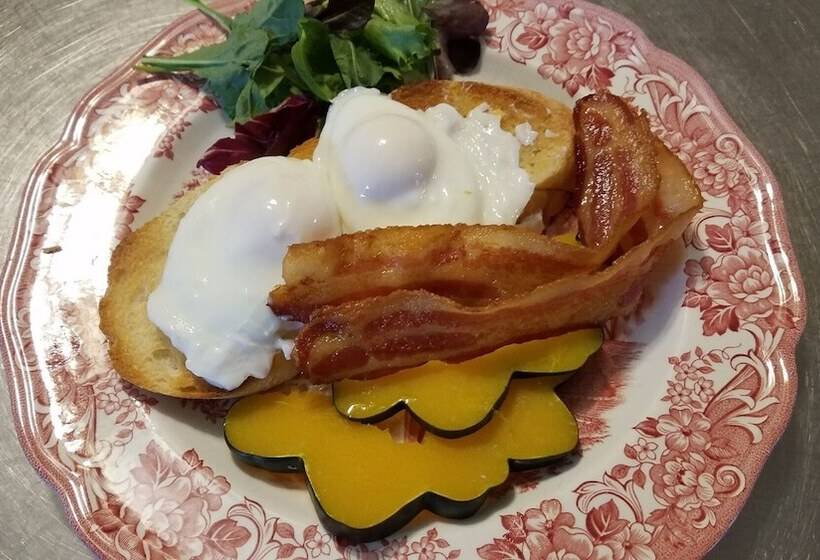 مبيت وإفطار Centennial House