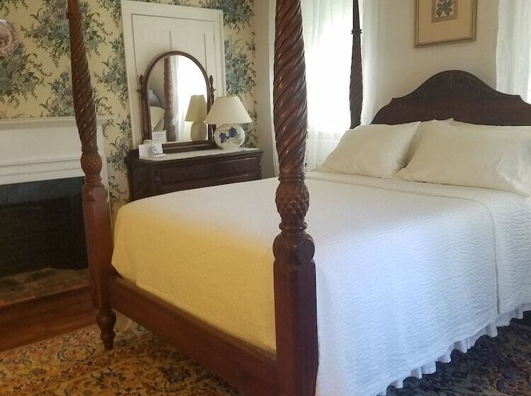 مبيت وإفطار Centennial House