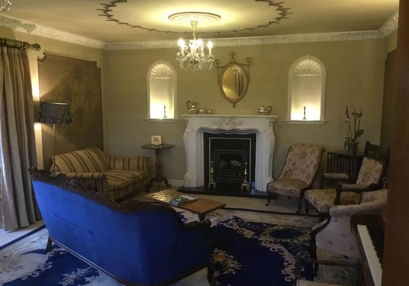 مبيت وإفطار Clow Beck House