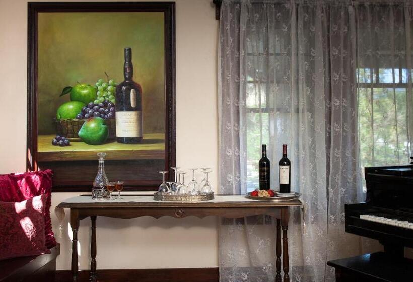 Bed and Breakfast Craftsman Inn