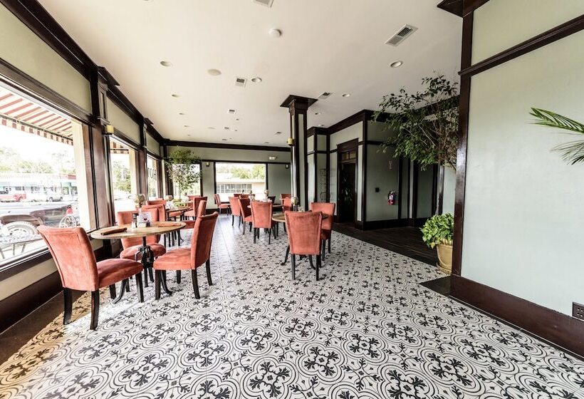 مبيت وإفطار Defuniak