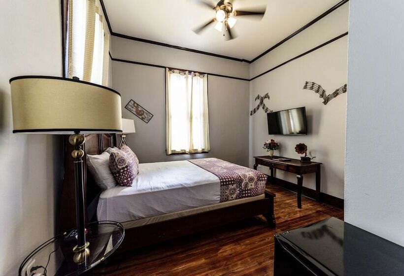 مبيت وإفطار Defuniak