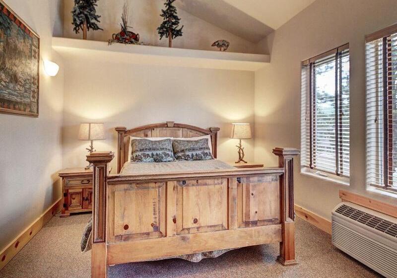 مبيت وإفطار Eagle Fire Lodge & Cabins