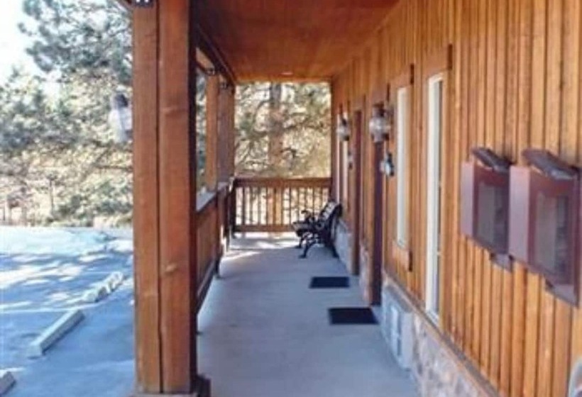مبيت وإفطار Eagle Fire Lodge & Cabins
