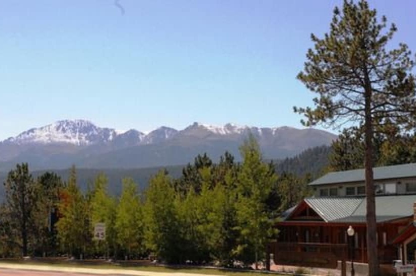 مبيت وإفطار Eagle Fire Lodge & Cabins