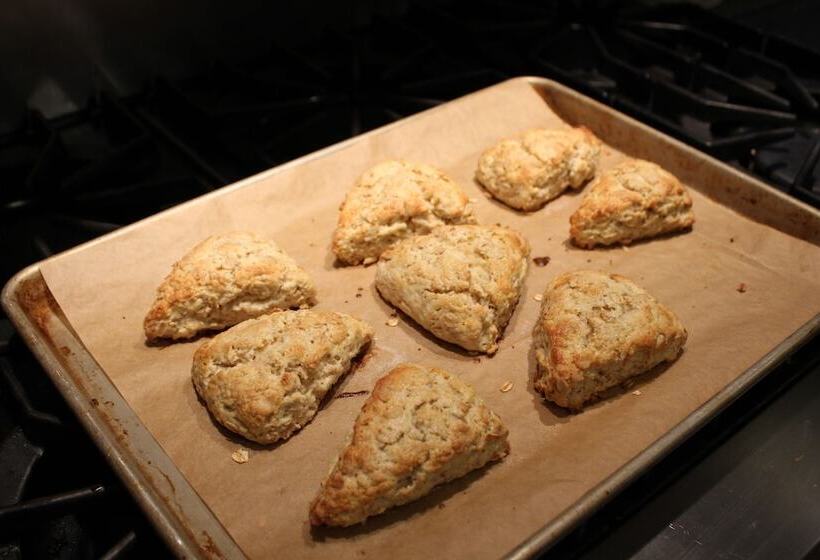 تختخواب و صبحانه Federal House Inn