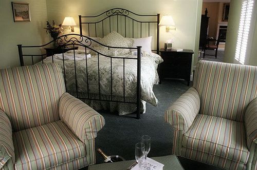 مبيت وإفطار Five Gables Inn And Spa