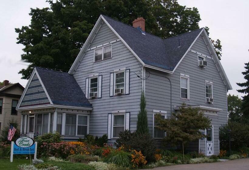 ベッドアンドブレックファースト Four Creeks Bed&breakfast